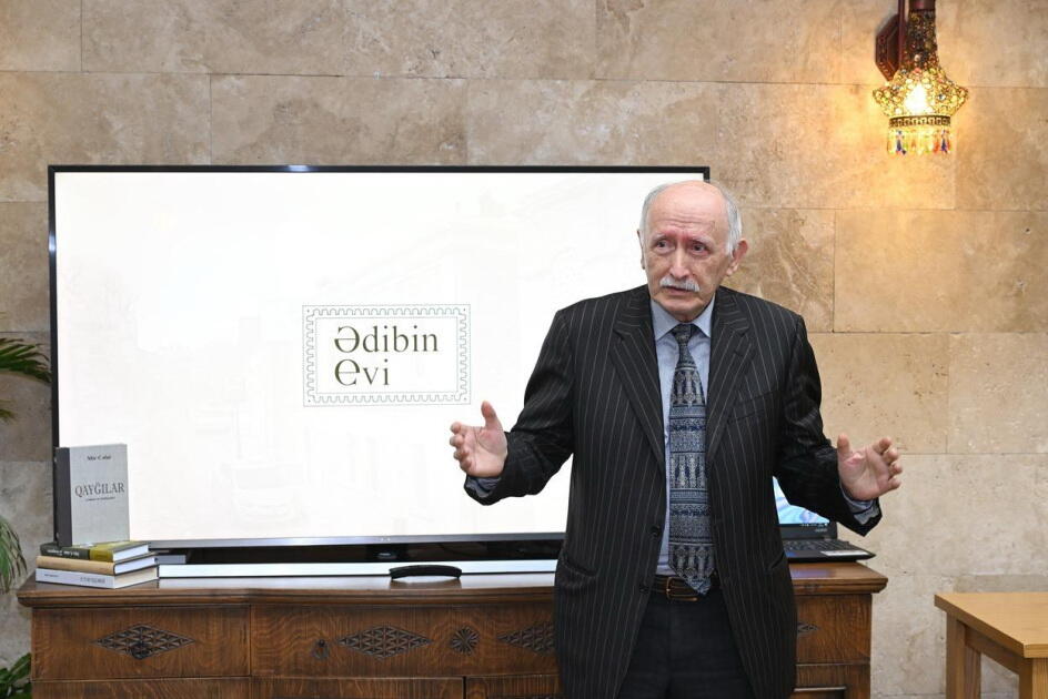 Mir Cəlal Paşayevin doğum gününə həsr olunmuş ədəbi-bədii tədbir təşkil olunub