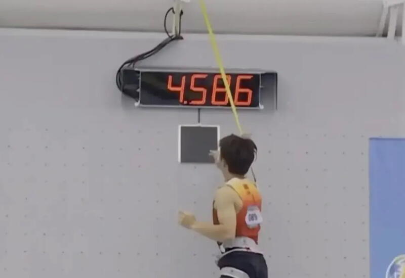 Китайский школьник побил мировой рекорд по скалолазанию