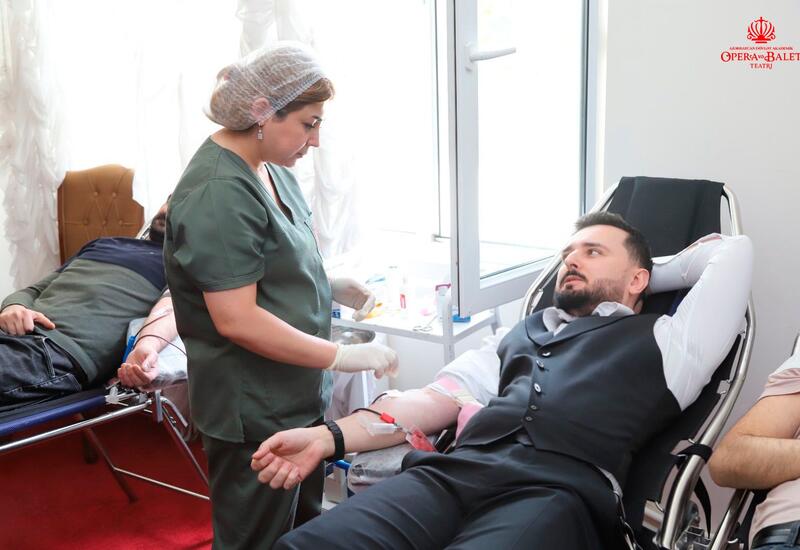 Азербайджанские актеры провели акцию во имя спасения жизней