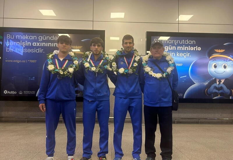 Гребцы Азербайджана вернулись из Италии с двумя медалями