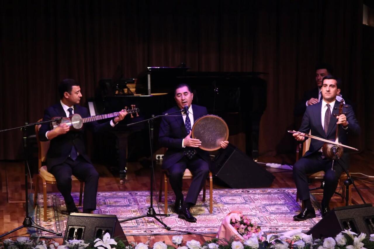 Живой голос его кяманчи… вечер памяти Адалята Везирова в Баку