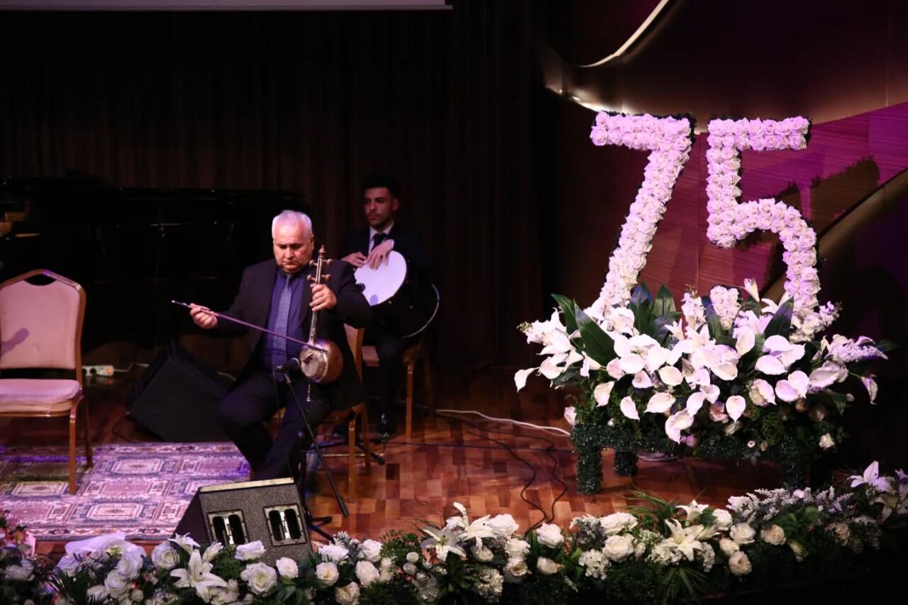 Живой голос его кяманчи… вечер памяти Адалята Везирова в Баку