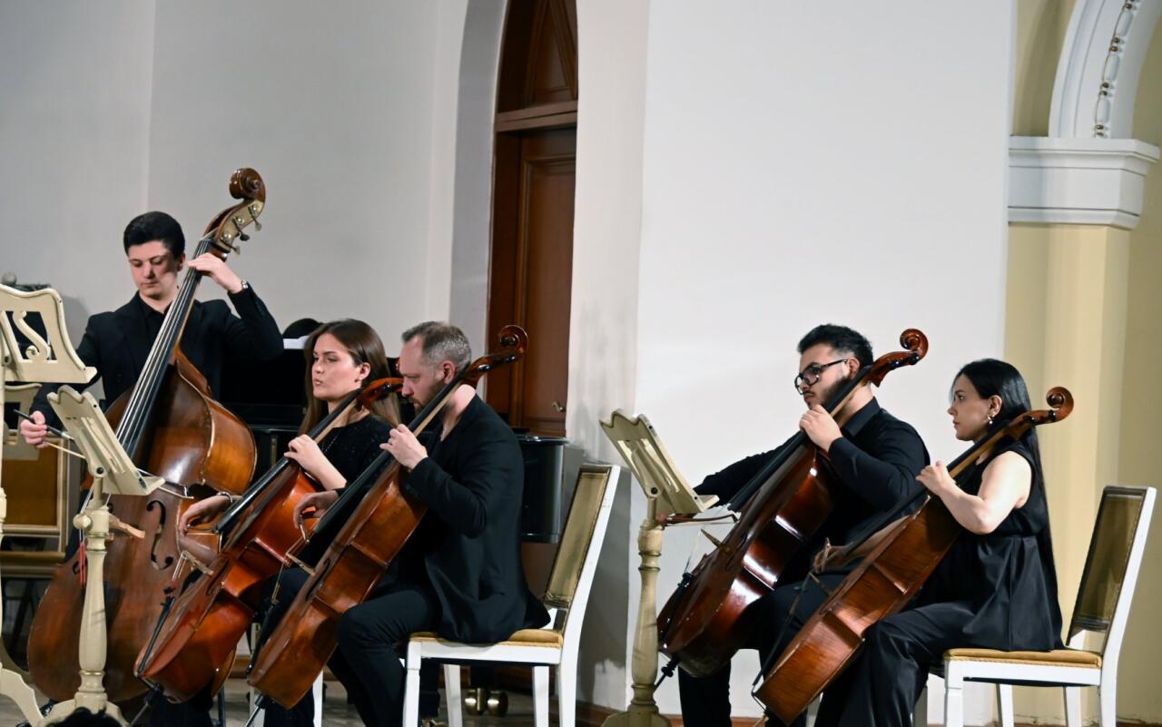 Малая Морская улица в Баку - путешествие сквозь музыку и эмоции