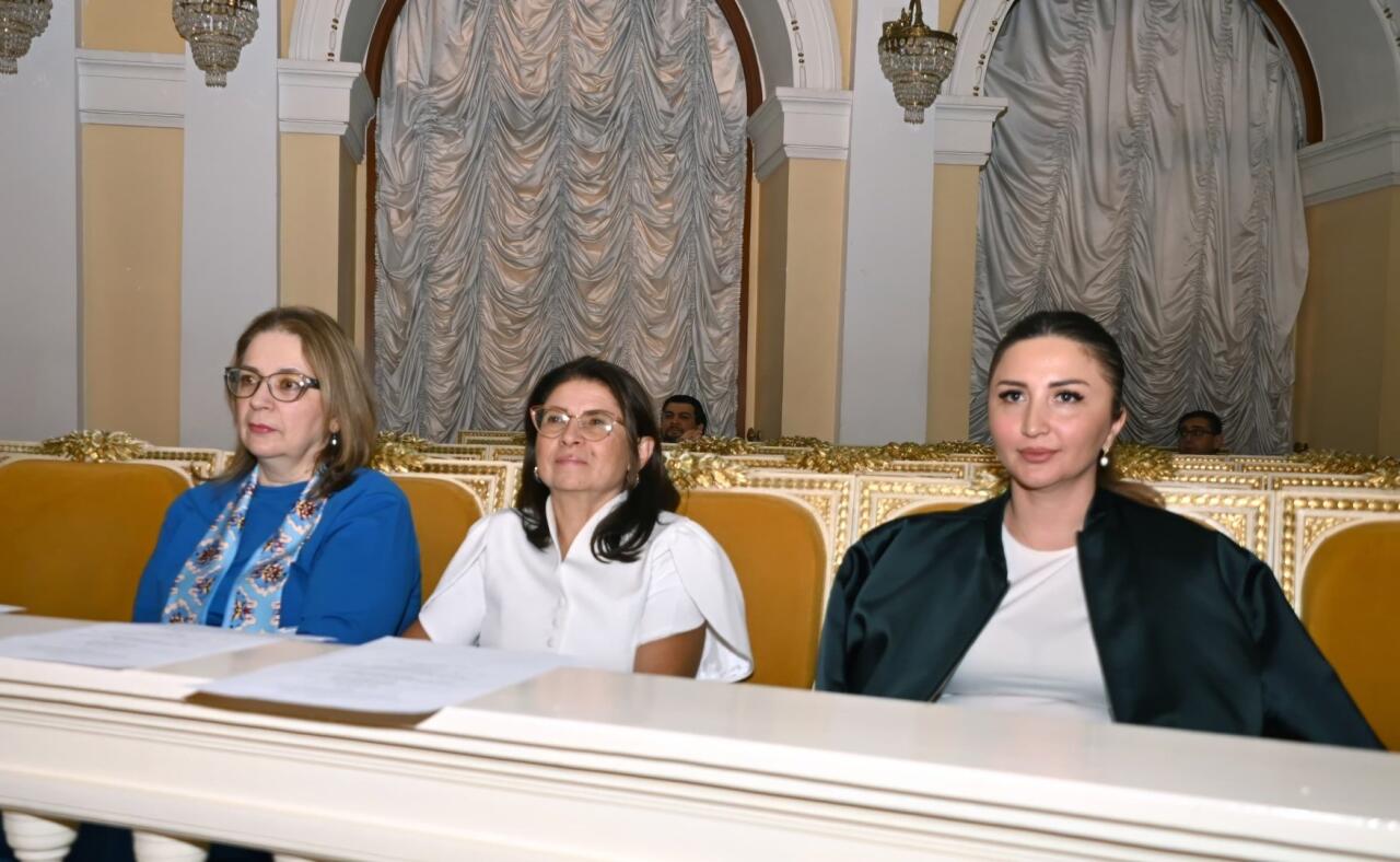 Малая Морская улица в Баку - путешествие сквозь музыку и эмоции