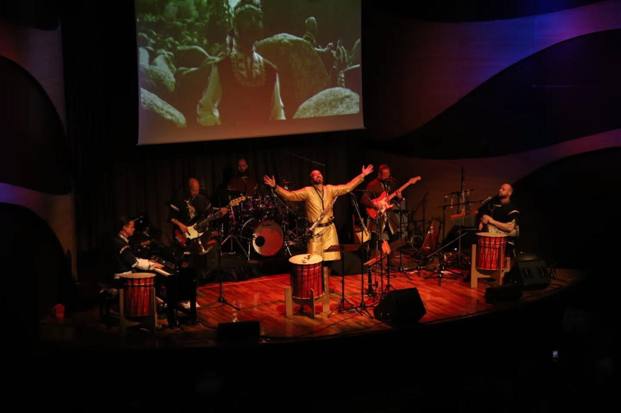 В Баку представили шоу на стыке культур и эпох