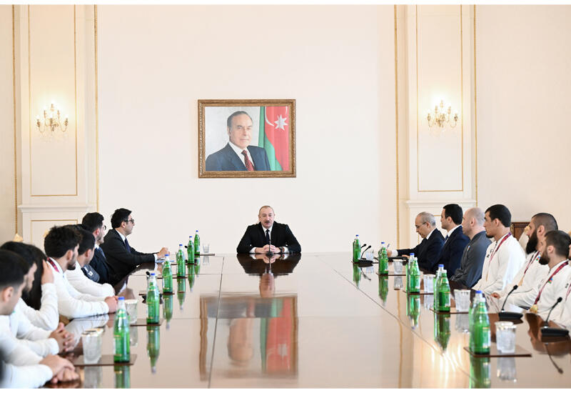 Президент Ильхам Алиев принял борцов, завоевавших первое место в командном зачете на чемпионате Европы