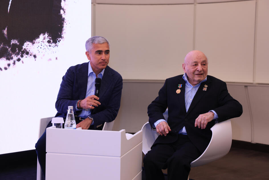 Heydər Əliyev Mərkəzində gənclərlə “Heydər Əliyev və Ömər Eldarov yaradıcılığı” mövzusunda görüş olub