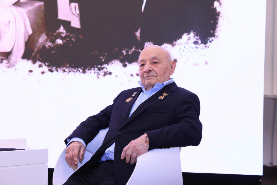 Heydər Əliyev Mərkəzində gənclərlə “Heydər Əliyev və Ömər Eldarov yaradıcılığı” mövzusunda görüş olub