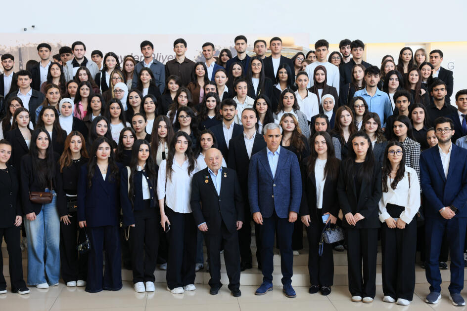 Heydər Əliyev Mərkəzində gənclərlə “Heydər Əliyev və Ömər Eldarov yaradıcılığı” mövzusunda görüş olub