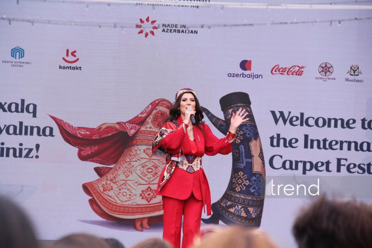 Грандиозный Международный фестиваль ковра в Баку: свадьба, креатив, традиции народов