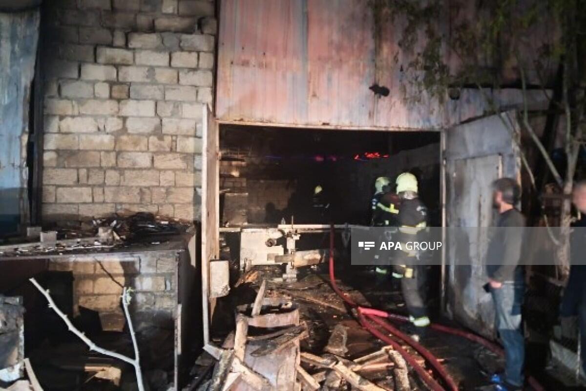 Пожар в торговом центре в Хырдалане