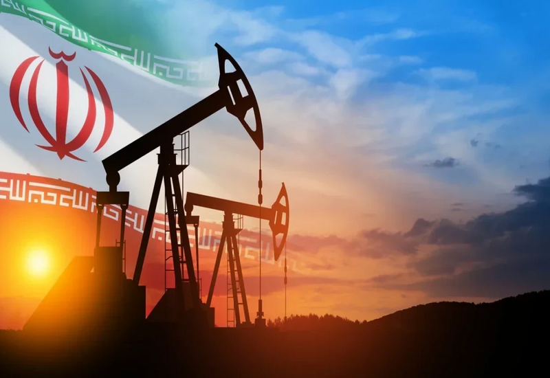 Иран начал сокращать добычу нефти