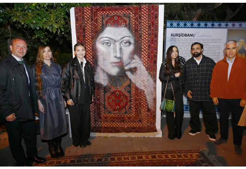 Leyla Əliyeva və Arzu Əliyeva Beynəlxalq Xalça Festivalını ziyarət ediblər