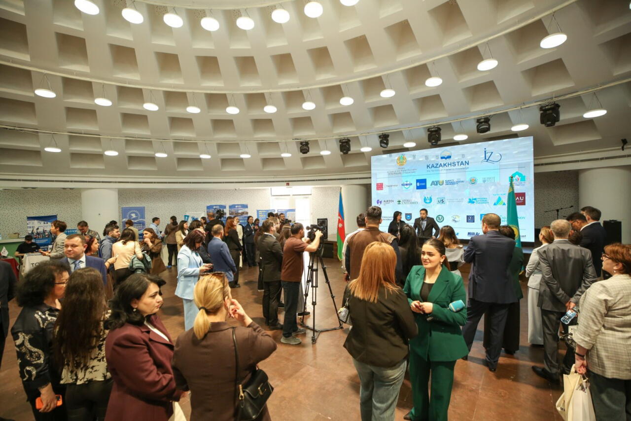 İZ Community провела в Баку международную образовательную выставку Study in Kazakhstan
