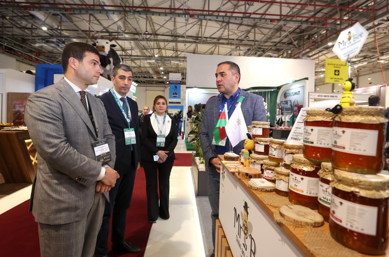 Dövlət dəstəyi ilə KOB subyektlərinin məhsul və xidmətləri “Caspian Agro Week”də nümayiş olunur