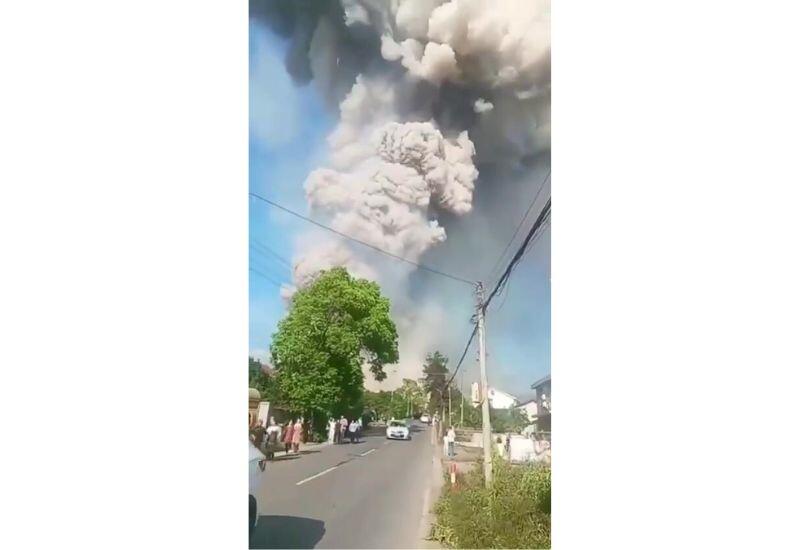 Смертельный фейерверк в Китае, десятки погибших