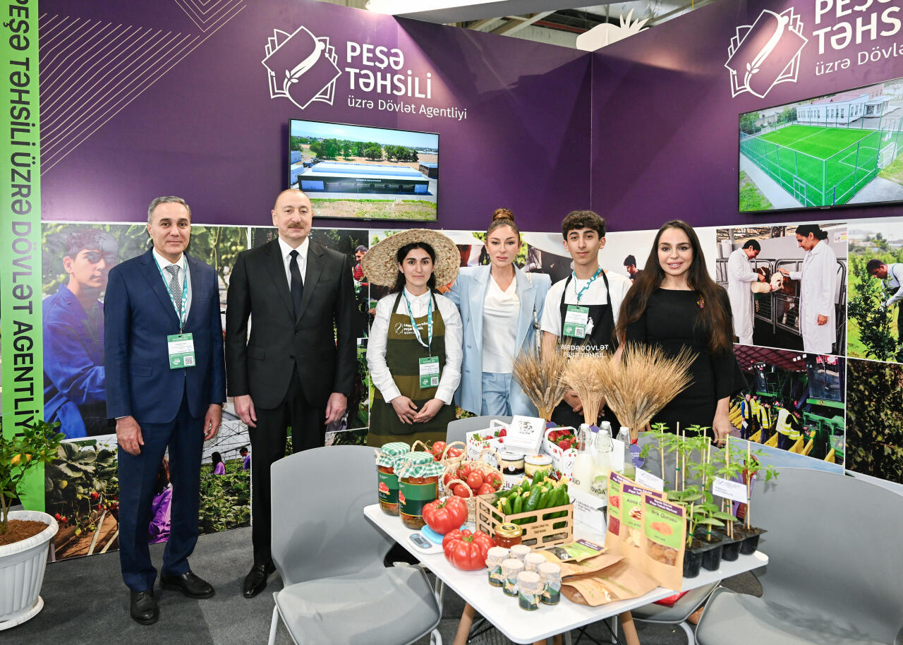 Prezident İlham Əliyev və Birinci xanım Mehriban Əliyeva 19-cu “Caspian Agro Week” və 31-ci “InterFood Azerbaijan” sərgiləri ilə tanış olublar