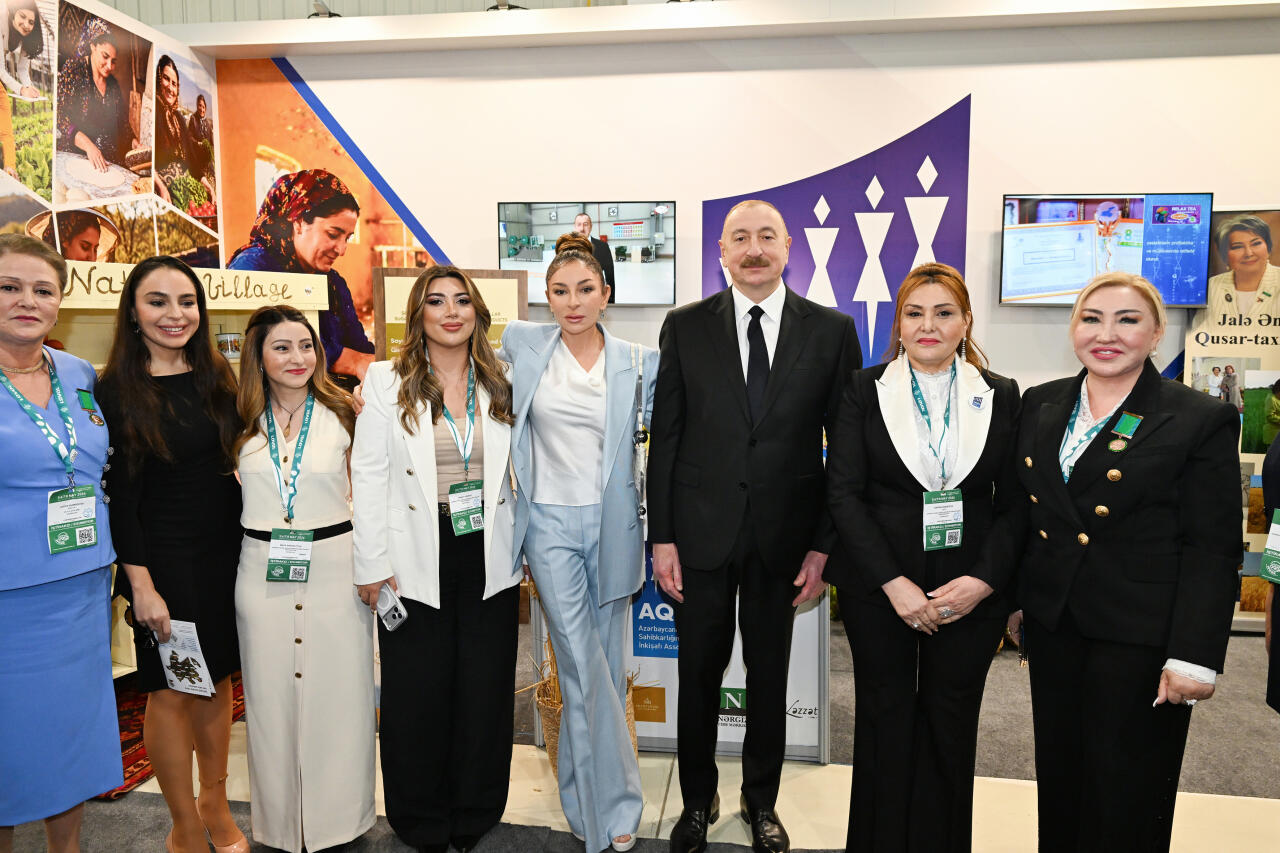 Prezident İlham Əliyev və Birinci xanım Mehriban Əliyeva 19-cu “Caspian Agro Week” və 31-ci “InterFood Azerbaijan” sərgiləri ilə tanış olublar
