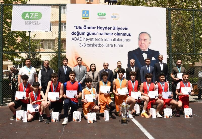 Paytaxtın abad məhəllələrində basketbol yarışları başa çatıb