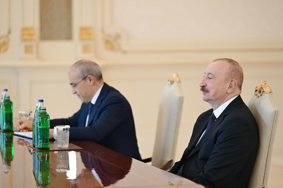 Президент Ильхам Алиев принял делегацию во главе с президентом группы Исламского банка развития