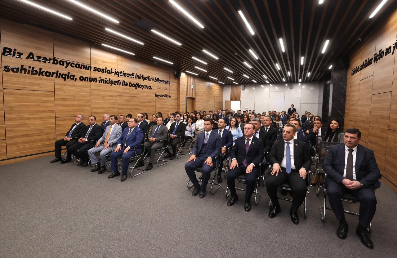 KOBİA-da Heydər Əliyevin anadan olmasının 103-cü ildönümünə həsr olunmuş tədbir keçirilib