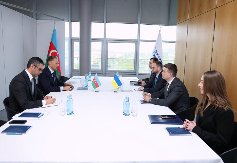 Азербайджан и Украина подписали меморандум о внедрении системы e-Permit