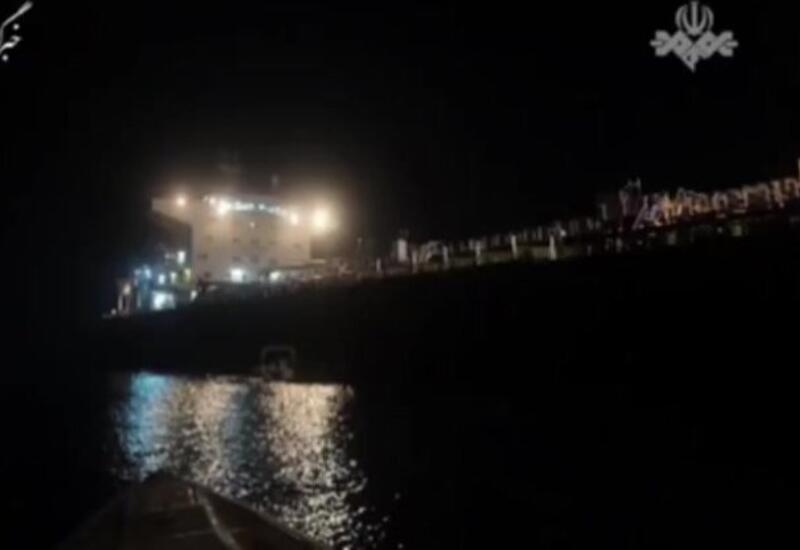 ВМС Ирана захватили танкер