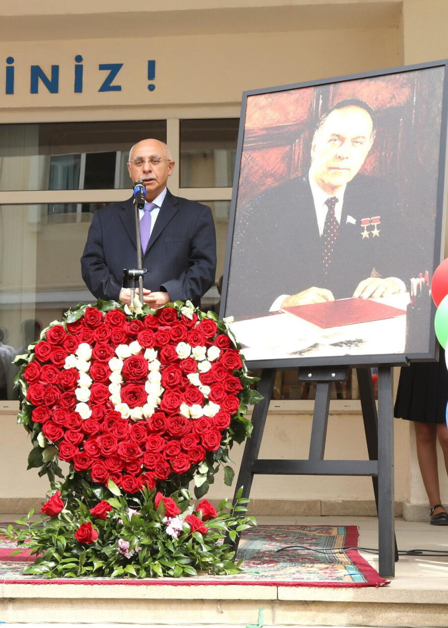 Heydər Əliyev adına Liseydə “Zamana sığmayan ömür” adlı tədbir keçirilib