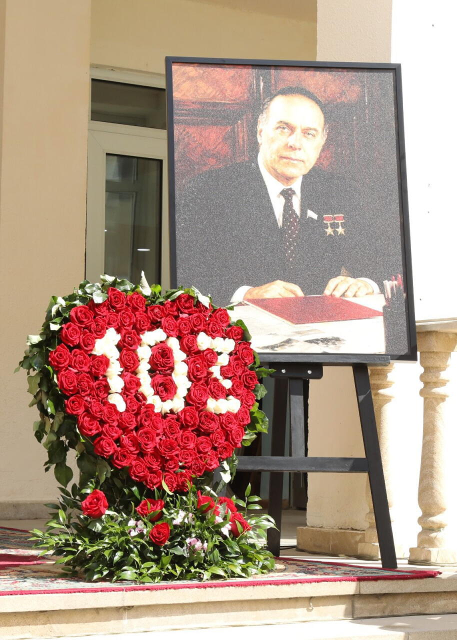 Heydər Əliyev adına Liseydə “Zamana sığmayan ömür” adlı tədbir keçirilib