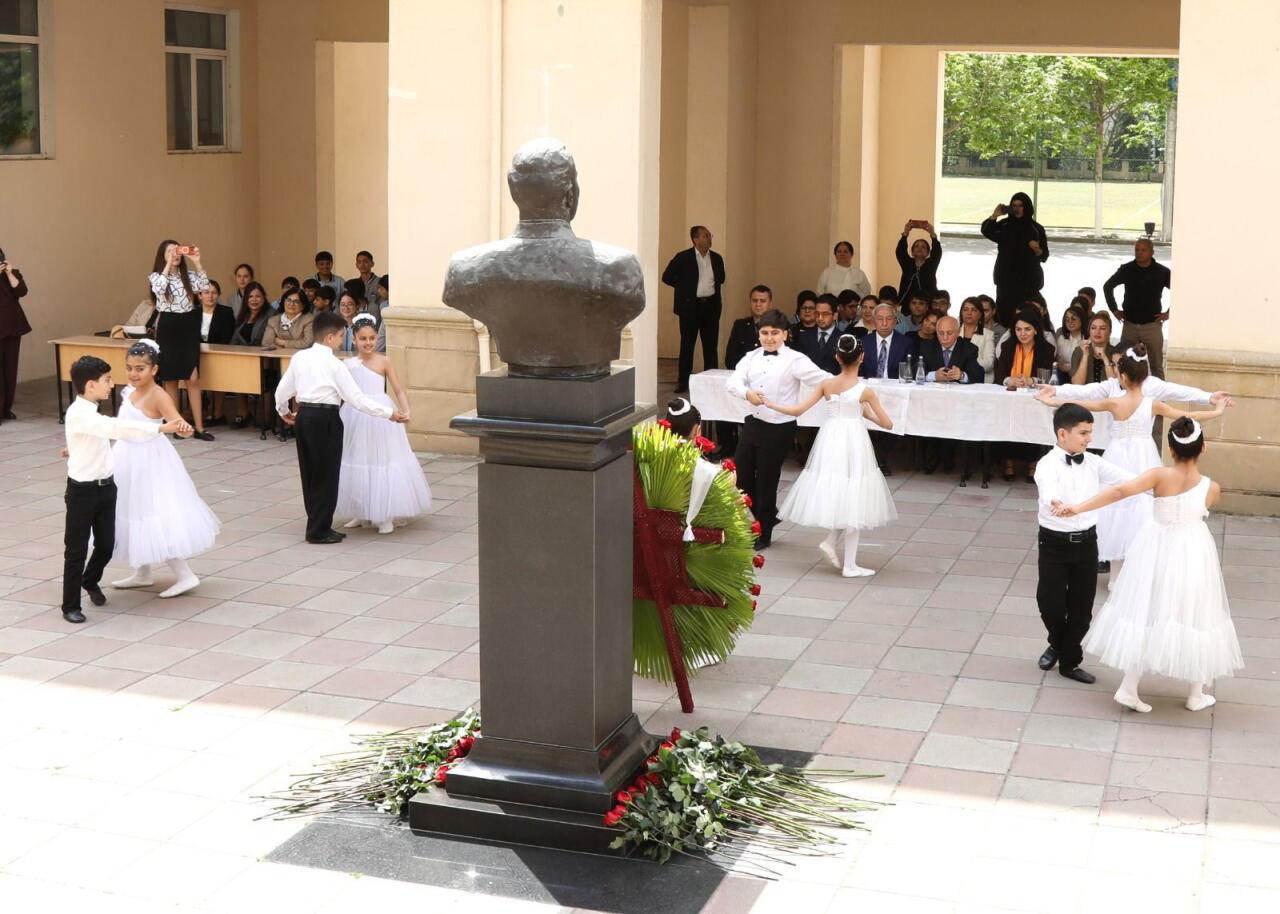 Heydər Əliyev adına Liseydə “Zamana sığmayan ömür” adlı tədbir keçirilib