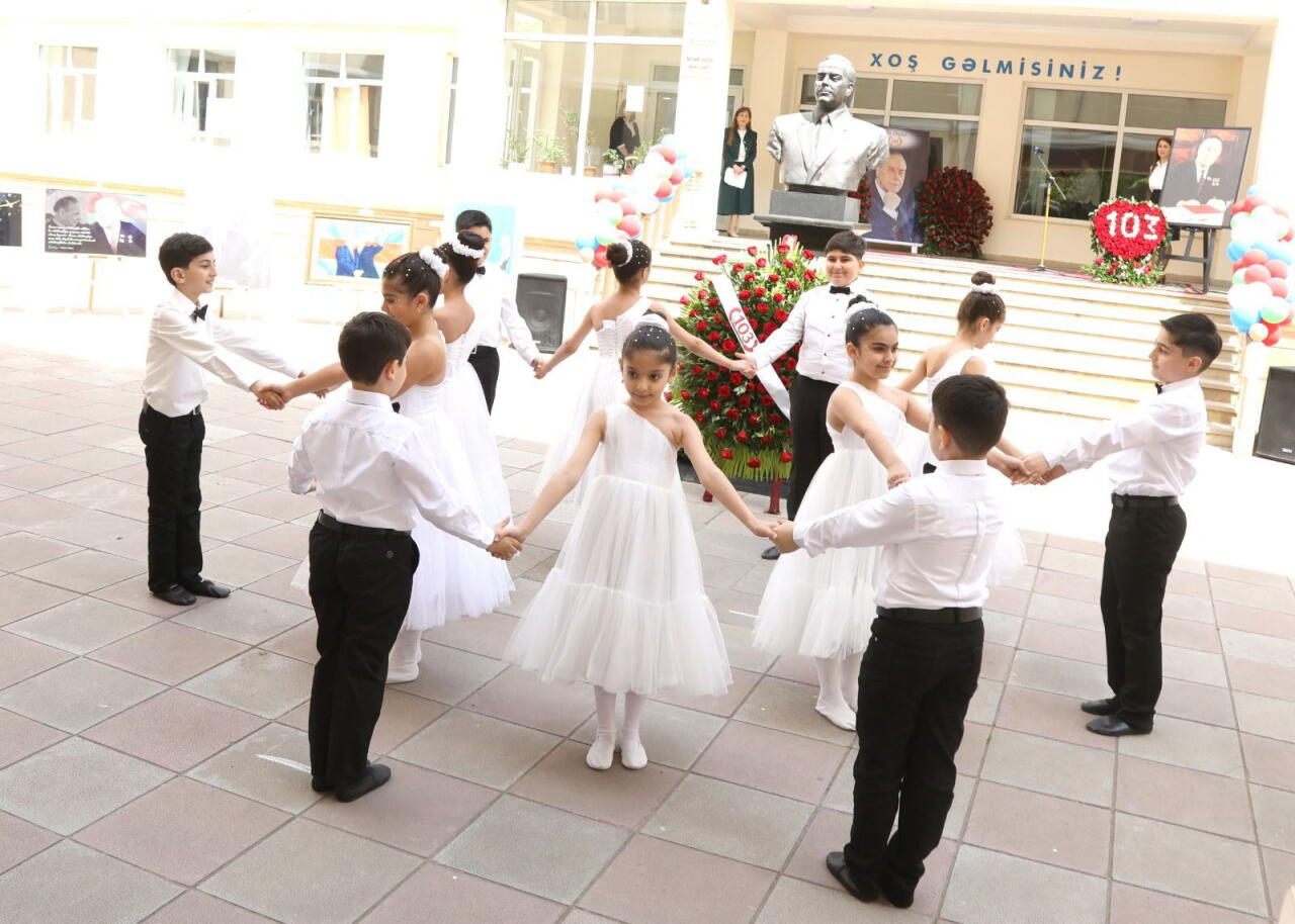 Heydər Əliyev adına Liseydə “Zamana sığmayan ömür” adlı tədbir keçirilib