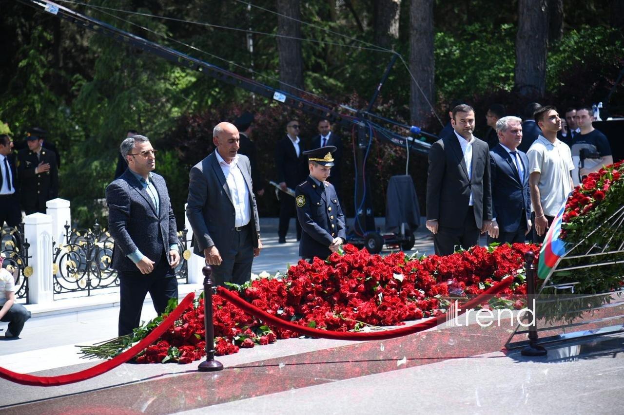 Азербайджанский народ чтит память великого лидера Гейдара Алиева