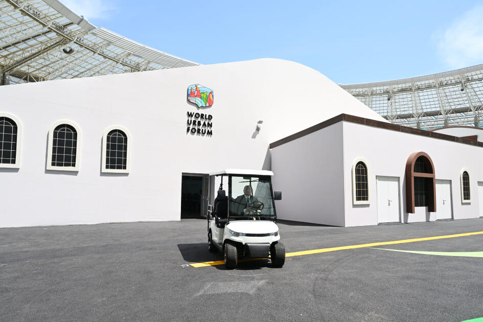 Prezident İlham Əliyev Bakı Olimpiya Stadionunun ərazisində WUF13 ilə bağlı görülən işlərlə tanış olub
