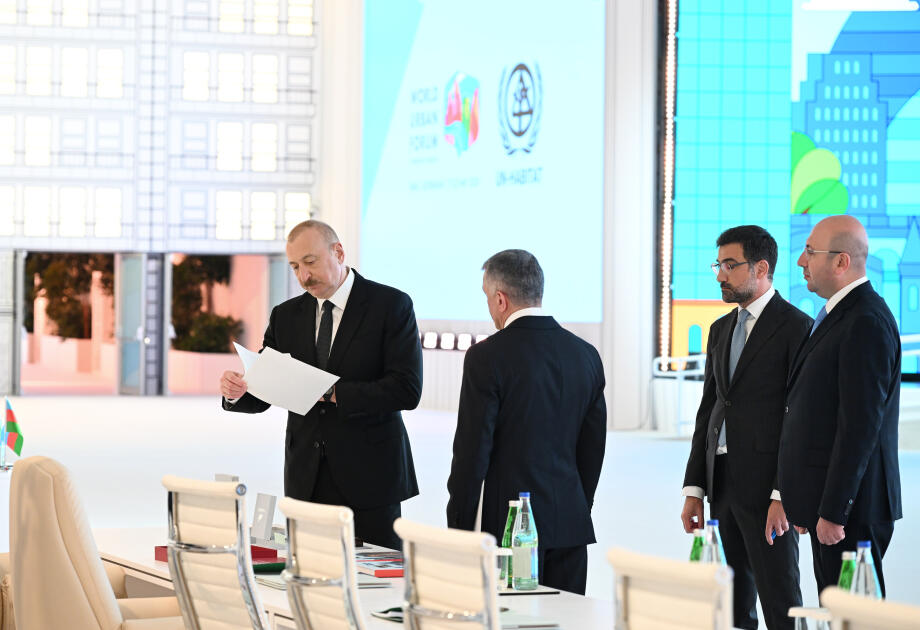 Prezident İlham Əliyev Bakı Olimpiya Stadionunun ərazisində WUF13 ilə bağlı görülən işlərlə tanış olub