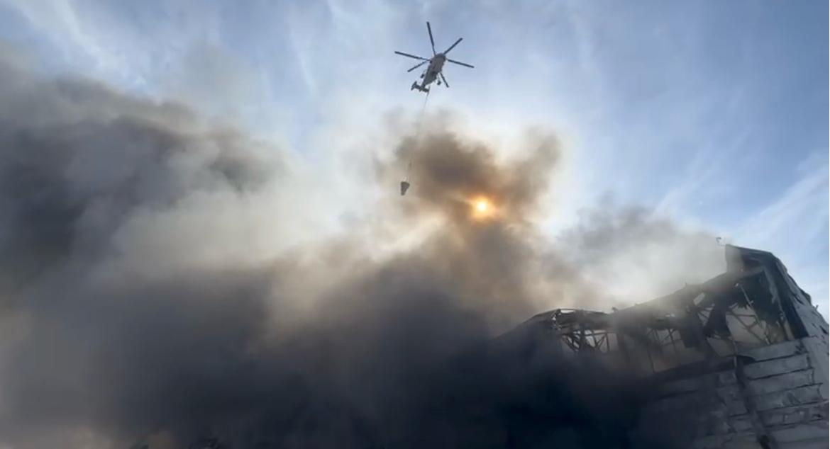 Lökbatandakı yanğının söndürülməsinə 40 texnika, 2 helikopter cəlb olunub