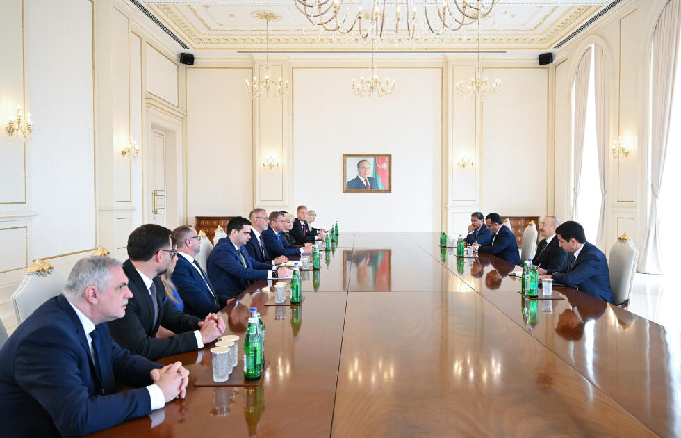 Президент Ильхам Алиев принял делегацию во главе с председателем Национального совета Словакии