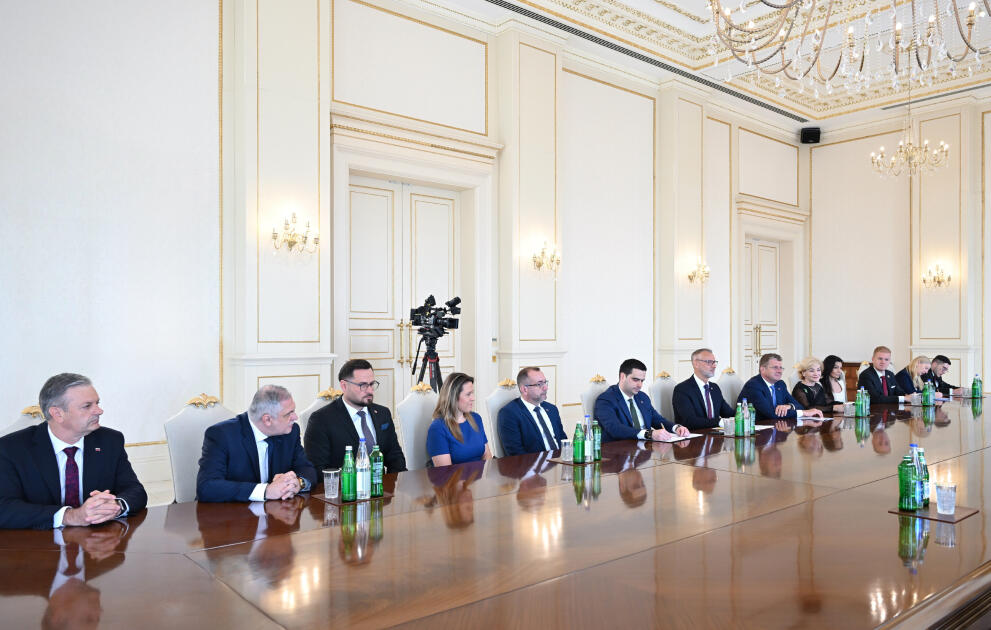 Президент Ильхам Алиев принял делегацию во главе с председателем Национального совета Словакии