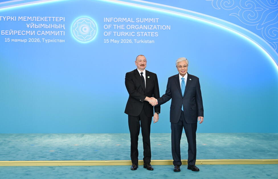 Prezident İlham Əliyev Türküstanda TDT-nin qeyri-rəsmi Zirvə görüşündə iştirak edib