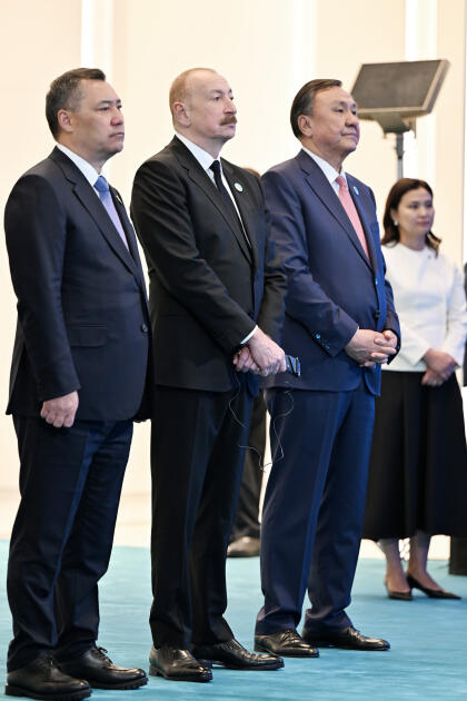 Prezident İlham Əliyev və TDT-nin qeyri-rəsmi Zirvə görüşünün digər iştirakçıları Türk Sivilizasiyası Mərkəzinin təməlqoyma mərasimində iştirak ediblər