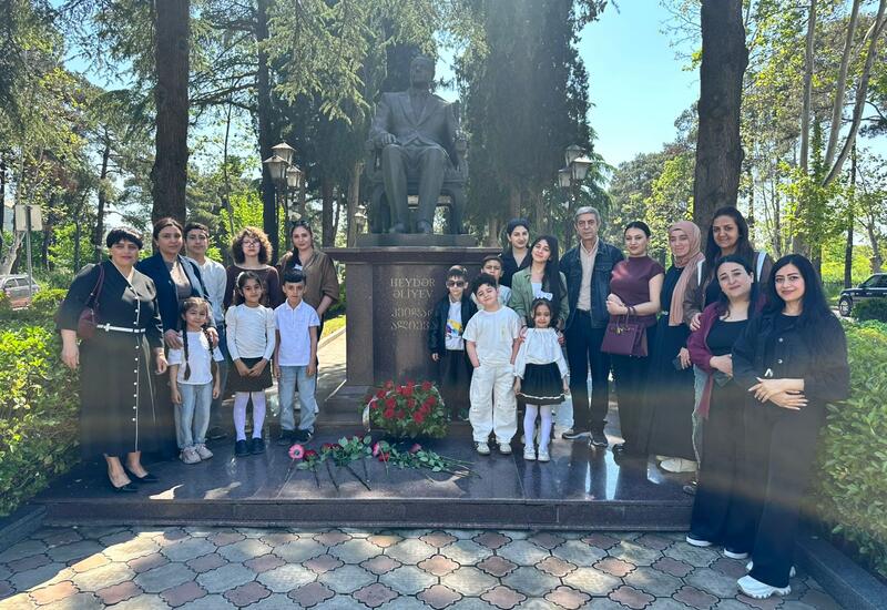 В странах ЦА и Грузии прошли мероприятия по случаю 103-й годовщины со дня рождения великого лидера Гейдара Алиева