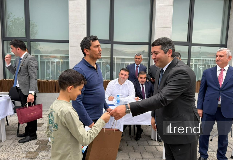 Şükürbəyli kəndinə köçən ailələrə evlərinin açarları təqdim olundu