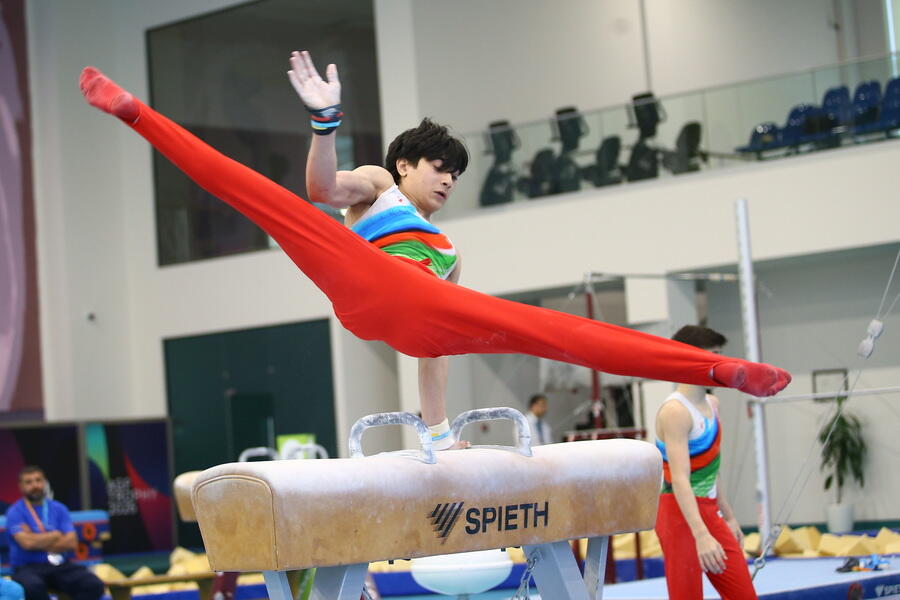 В Баку проходит международный турнир по спортивной гимнастике AGF Trophy