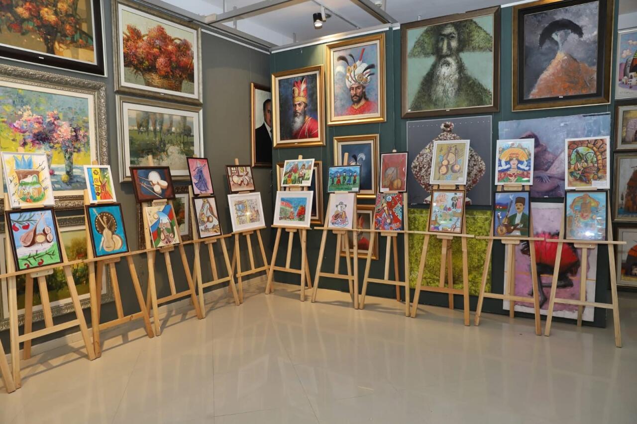 Азербайджан, я люблю тебя! В Баку стартовал международный фестиваль живописи