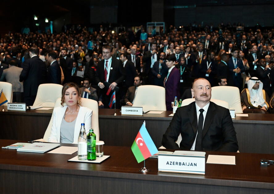 Prezident İlham Əliyev və Birinci xanım Mehriban Əliyeva Ümumdünya Şəhərsalma Forumunun 13-cü Sessiyasının açılış mərasimində iştirak ediblər