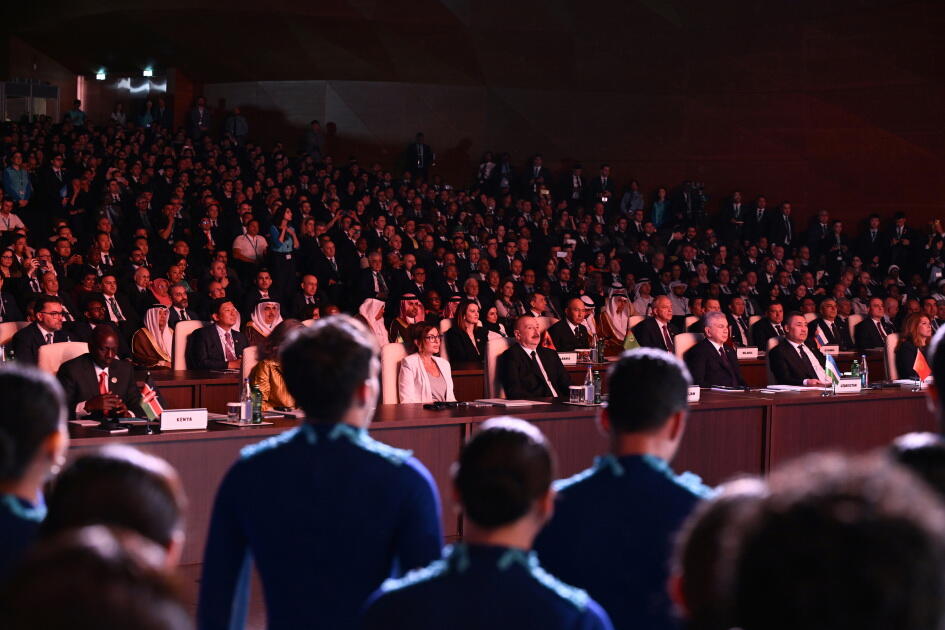 Prezident İlham Əliyev və Birinci xanım Mehriban Əliyeva Ümumdünya Şəhərsalma Forumunun 13-cü Sessiyasının açılış mərasimində iştirak ediblər