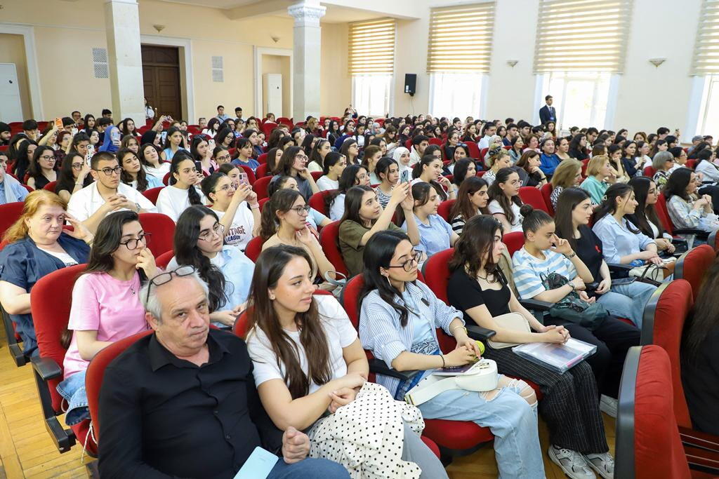 В Баку представлена музыкальная карта мира - искусство понимать друг друга
