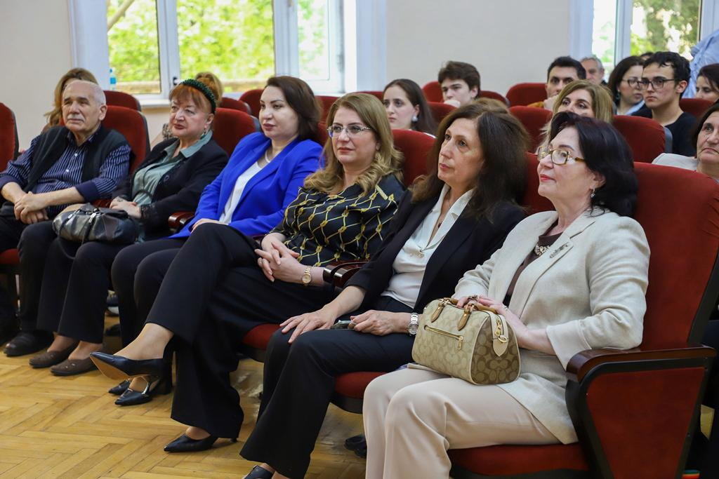 В Баку представлена музыкальная карта мира - искусство понимать друг друга