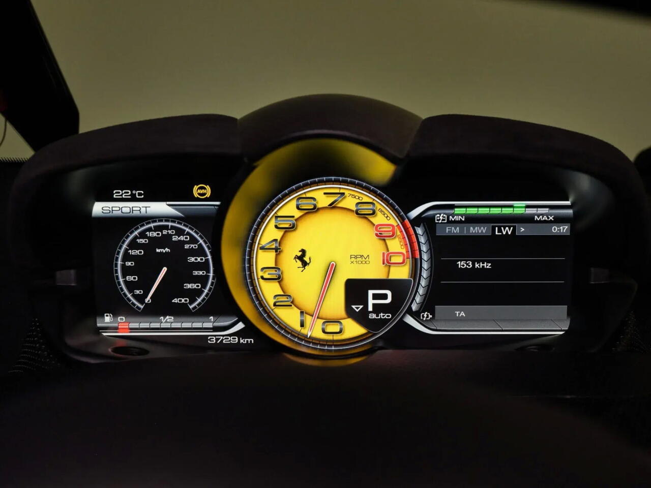 Гиперкар LaFerrari гонщика F1 пустят с молотка