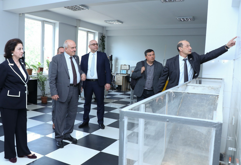 Fələstinin yerli özünüidarəetmə naziri, AzMİU məzunu Sami Hijjawi doğma universitetində