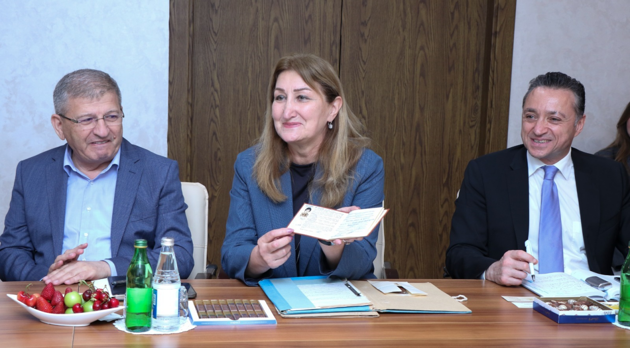 Fələstinin yerli özünüidarəetmə naziri, AzMİU məzunu Sami Hijjawi doğma universitetində